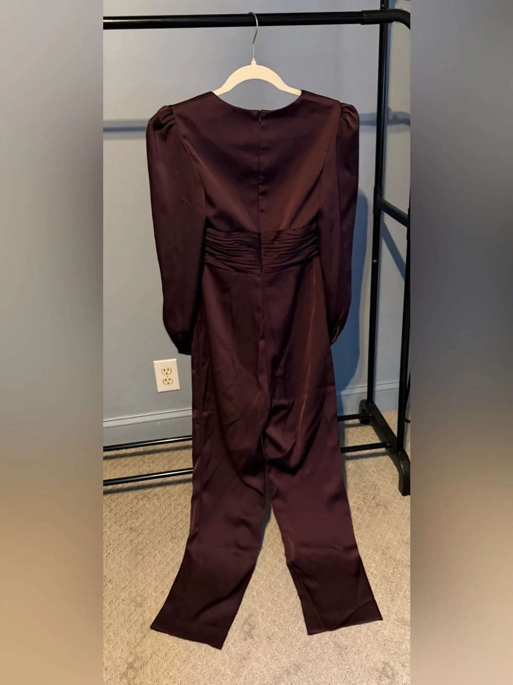 NWOT Mac Duggal Plunging Satin Jumpsuit in Plum